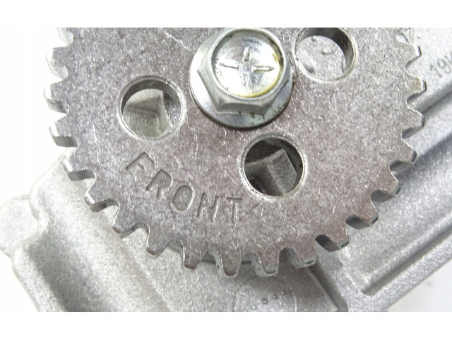 Čerpadlo oleje    Mitsubishi Outlander   