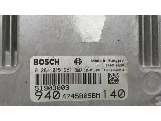 Блок управления двигателя 0281015951 Alfa Romeo Giulietta
