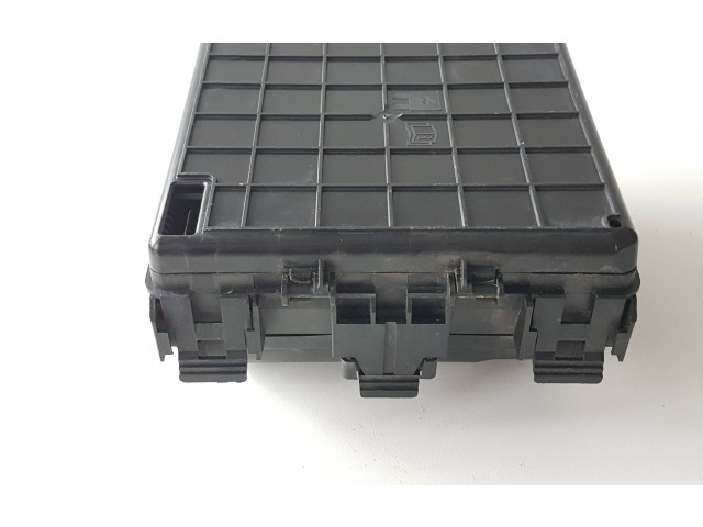 Блок предохранителей JX6T14D068AD, M0R0CC0   Ford Focus    