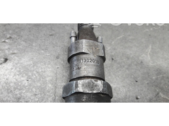 Форсунка 068130201B Volkswagen Golf II