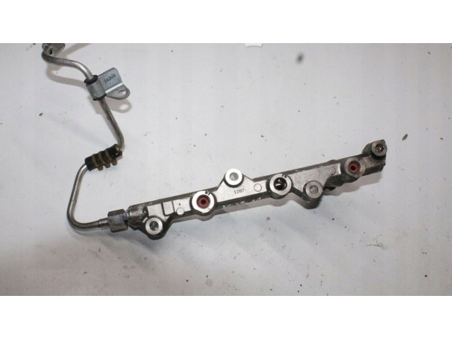 Vstřikovací lišta 8200815617 Nissan Micra