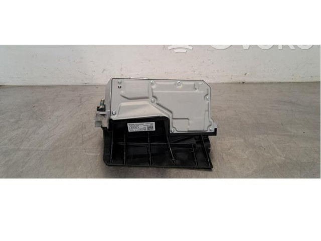 Дисплей    4KL919617A   Audi e-tron