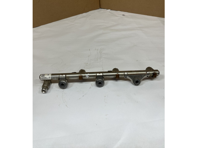 Топливная рампа 12647361, 12706269   Chevrolet Camaro   для двигателя LGX