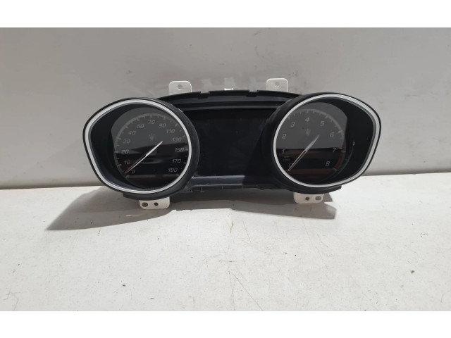 Přístrojová deska Maserati Levante 2019 5550102919, 670106463