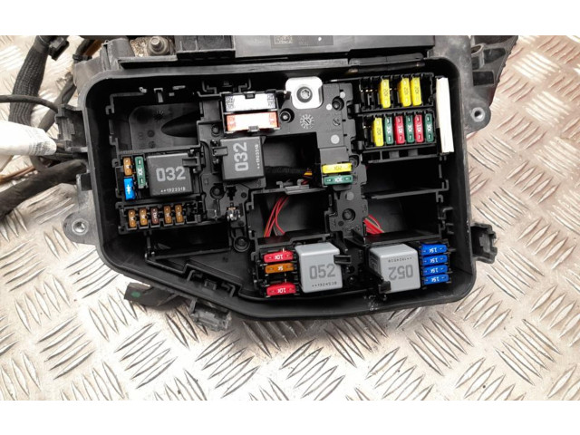 Pojistková skříňka A1775404307, A2475407800 Mercedes-Benz CLA C118 X118 2020