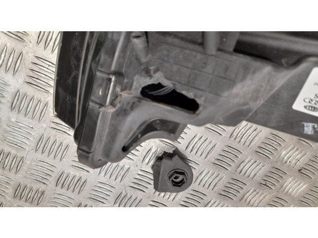 Передняя фара