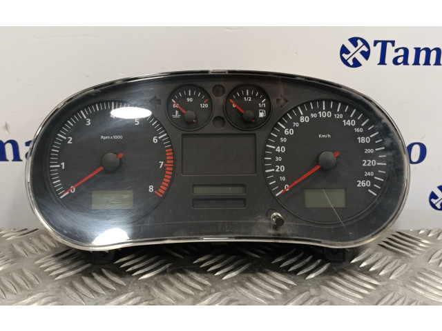 Přístrojová deska  Seat Toledo II (1M) 2000 110080013005, W01M0920820C  