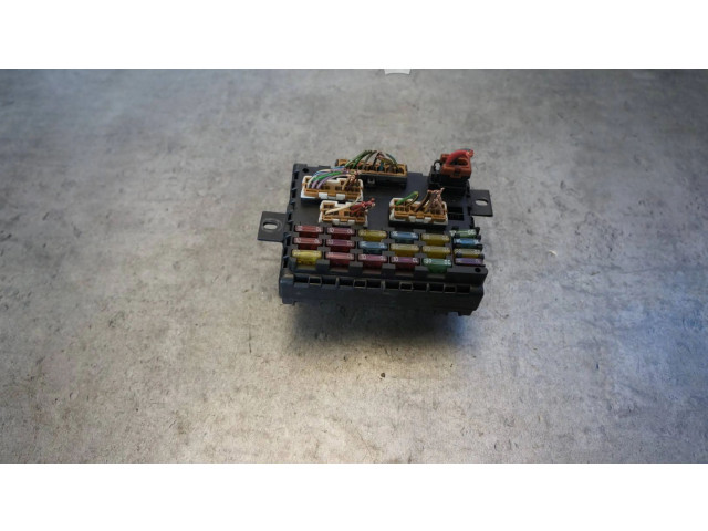 Ящик предохранителей (комплект) 46776086   Lancia Lybra