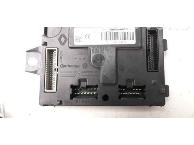 Блок предохранителей 284B10447R   Dacia Sandero    