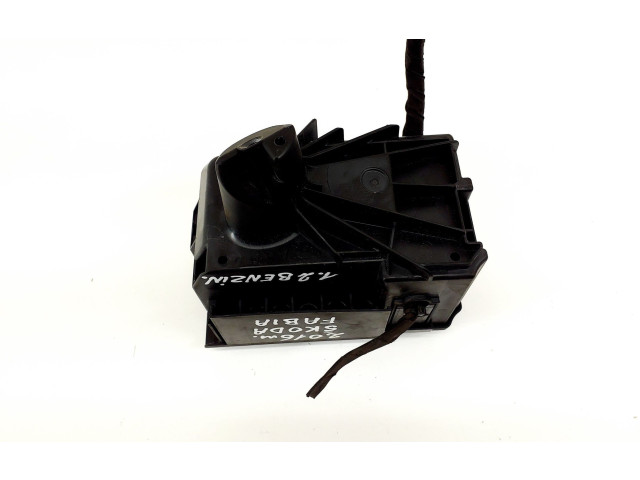 Блок предохранителей  6C0907361D, 6C0937132C   Skoda Fabia Mk3 (NJ)    