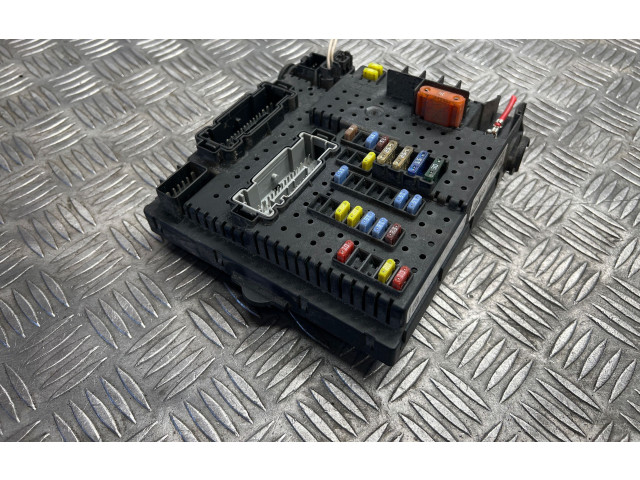 Блок предохранителей 30786646, 28080156 Volvo XC90