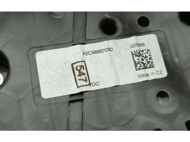 Панель приборов 5E0920757C   Skoda Octavia Mk3 (5E)       