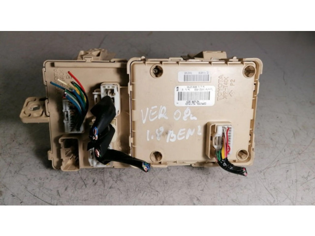 Блок предохранителей 892210F020 Toyota Corolla Verso AR10