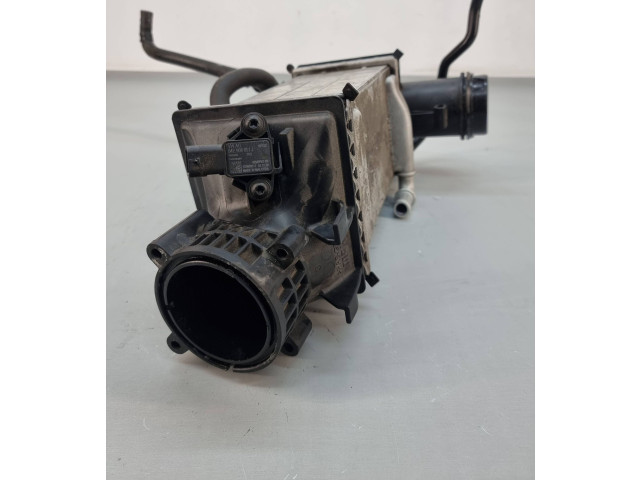 Интеркулер 04E145785E Audi Q2 -