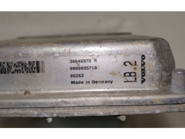 Блок управления двигателя 0281011441, 30646978A   Volvo XC90