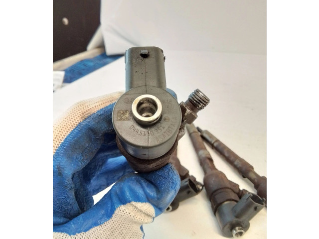 Комплект форсунок 0445110351    Opel Combo D   