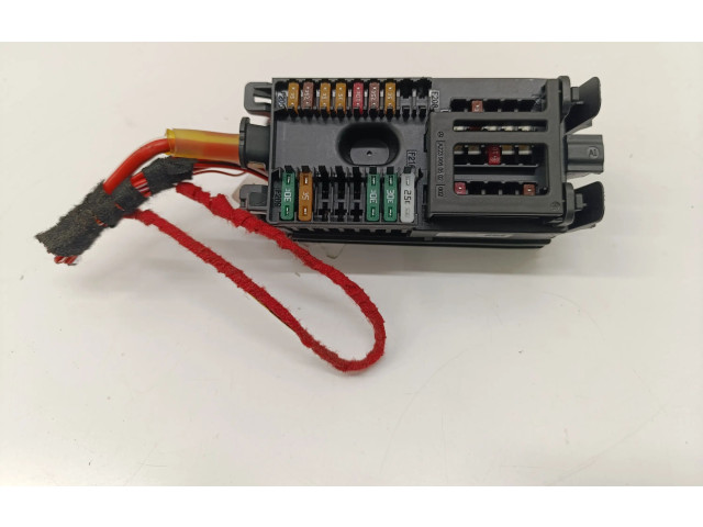 Pojistková skříňka A2239060402 Mercedes-Benz C W206 2023