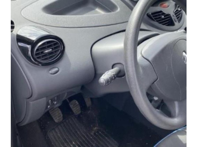 Панель приборов 8201462024 Renault Twingo II