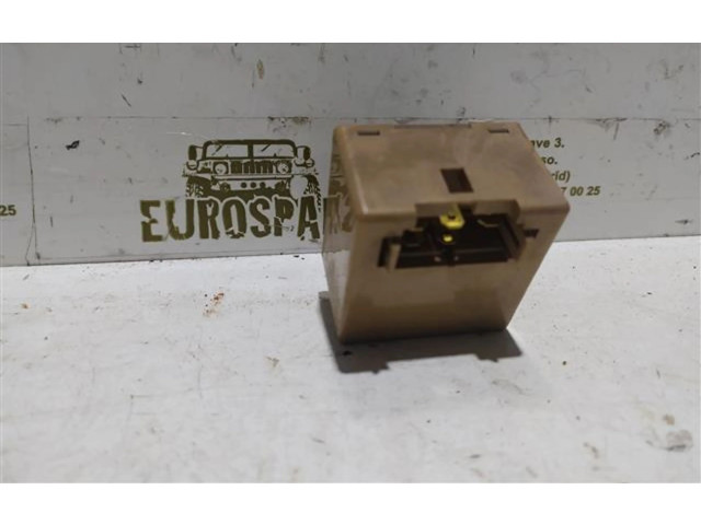 Блок предохранителей 068000-5280   Mitsubishi Montero    