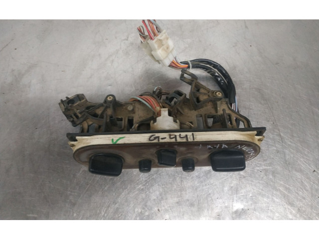 Блок управления климат-контролем Tata Safari