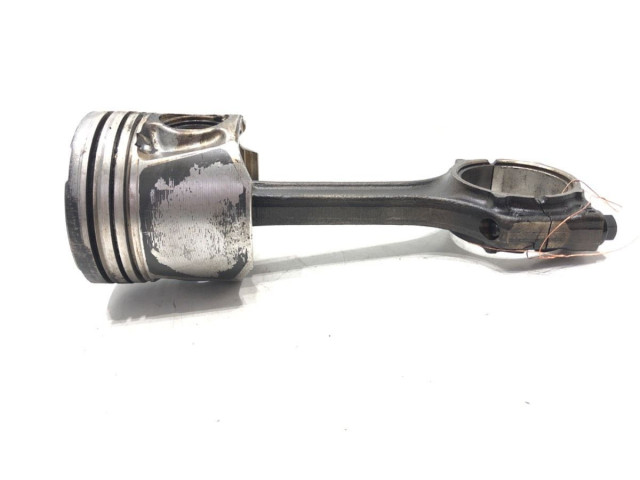  Поршень с шатуном  73502643  Fiat Grande Punto  