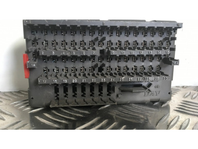 Блок предохранителей 5970109547 Peugeot Expert