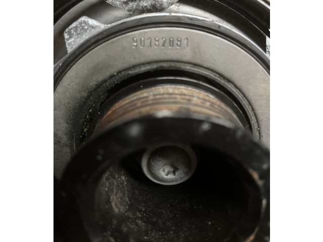 Генератор 32137503, 32383087   Volvo XC90      