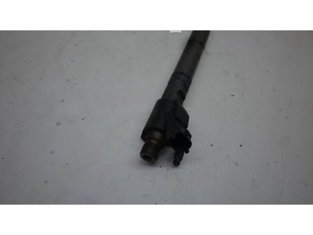 Форсунка 31303238    Volvo S60   