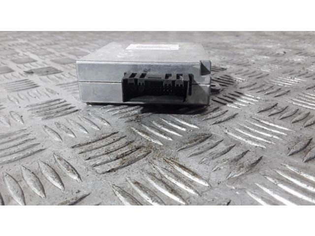 Tālruņa vadības bloks