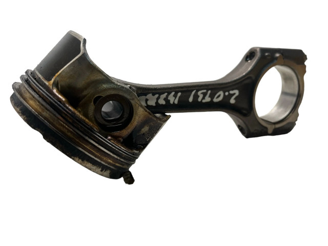 Píst 220411 Volkswagen PASSAT CC