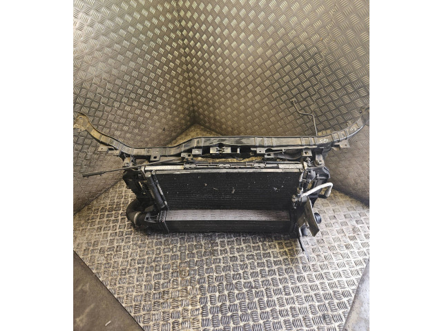 Комплект радиатора 8R0805594B Audi Q5 SQ5