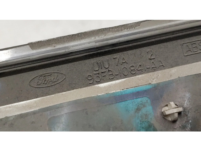 Přístrojová deska Ford Fiesta 1994 93FB10841AA