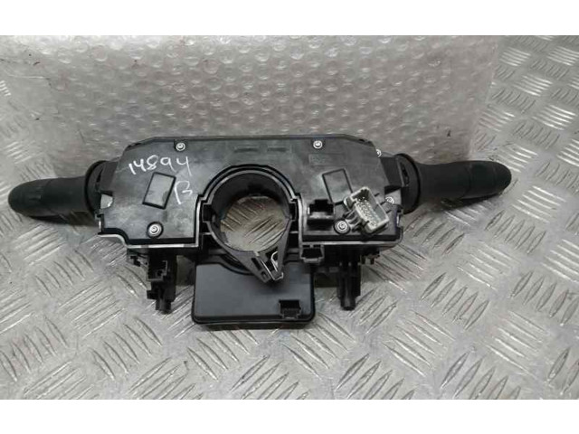 Ручка стеклоочистителей 255678479R Renault Clio V