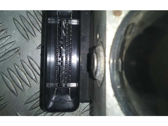 Блок АБС 1K0907379K Volkswagen Touran I 2003 - 2010 года