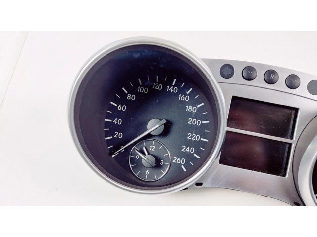 Přístrojová deska Mercedes-Benz ML W164 2009 A2514405847