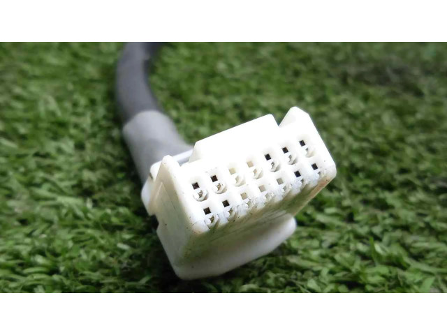 Зеркало электрическое Toyota Avensis T270 2012-2015 года