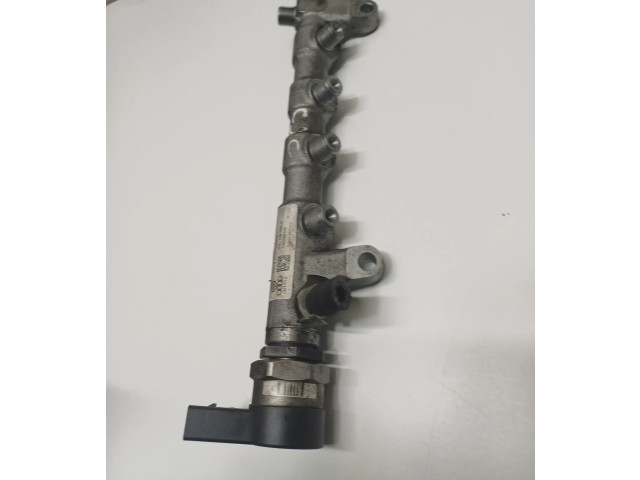 Vstřikovací lišta R03L125C, 03L130089Q Volkswagen Tiguan