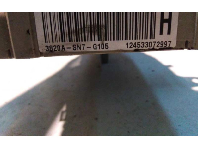 Блок предохранителей 3820ASN7G105, 3820ASN7G105 Honda Accord