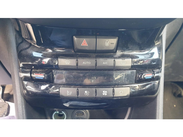 Блок управления климат-контролем 9819570680   Peugeot 208