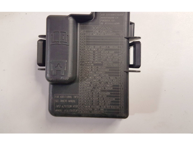 Pojistková skříňka 3800159HWB Volvo XC70 2009