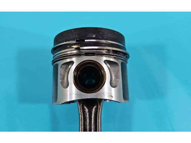 Píst IMPRK1390490 Volkswagen PASSAT B5.5