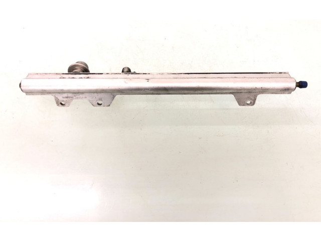 Топливная рампа 9202710, 1341146 Volvo S60 для двигателя B5234T3