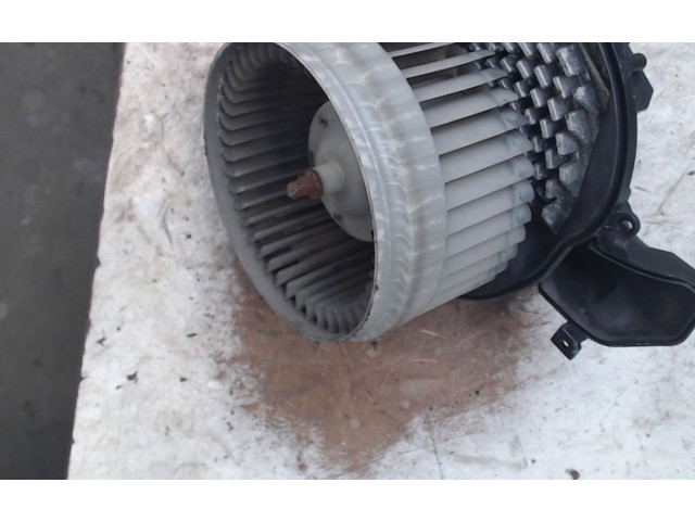 Вентилятор печки       Volvo V70