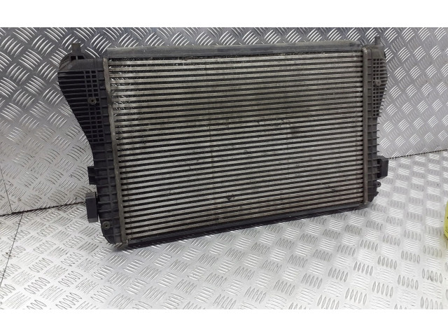 Интеркулер  1K01145803L   Skoda Octavia Mk2 (1Z) 