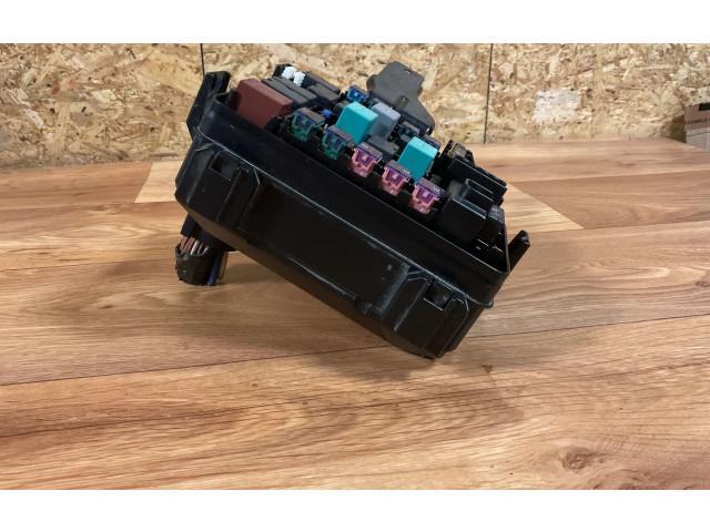 Блок предохранителей RC5102, 0927D Honda FR-V