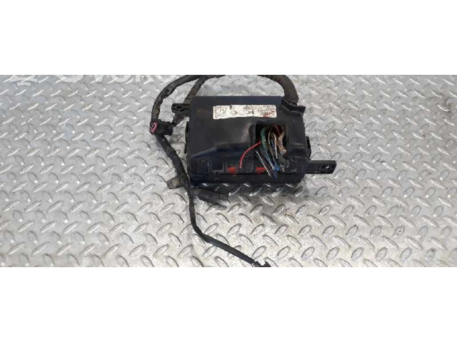 Блок предохранителей 9120027890   Hyundai Coupe    