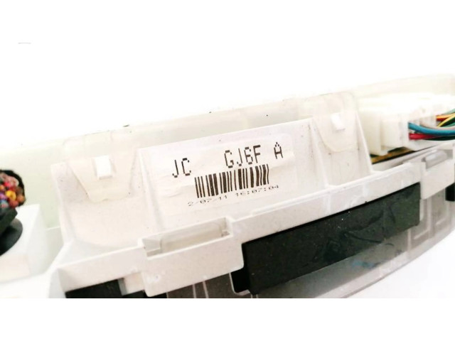 Přístrojová deska Mazda 6 2003 GJ6FA