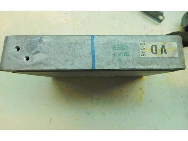 Řídící jednotka 8966106210   Lexus ES 250 - 300 - 330 1994