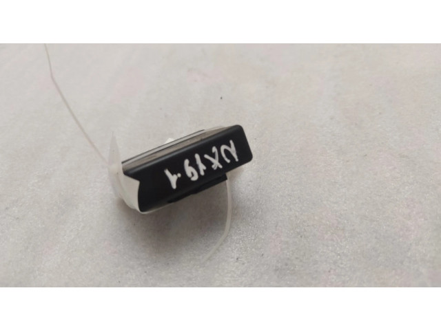 Блок управления 8922748050, 17581210630 Lexus NX