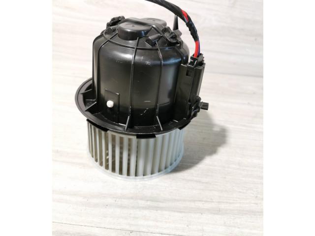 Вентилятор печки    HB613001, 0568885   Citroen C3 Aircross